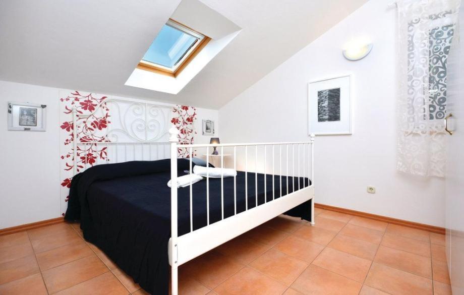 Vila Jadran Omis Bagian luar foto