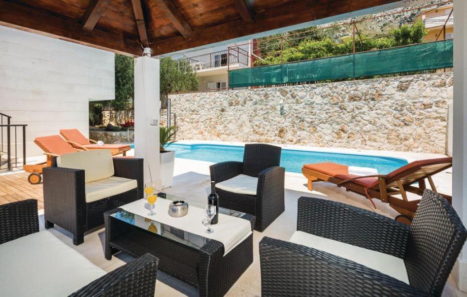 Vila Jadran Omis Bagian luar foto