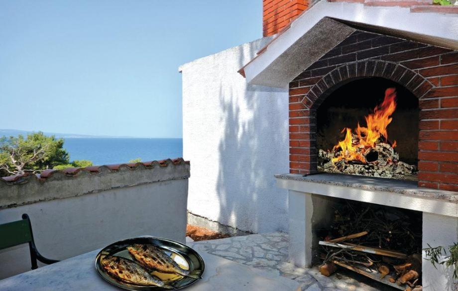 Vila Jadran Omis Bagian luar foto