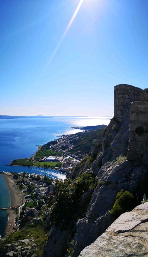 Vila Jadran Omis Bagian luar foto
