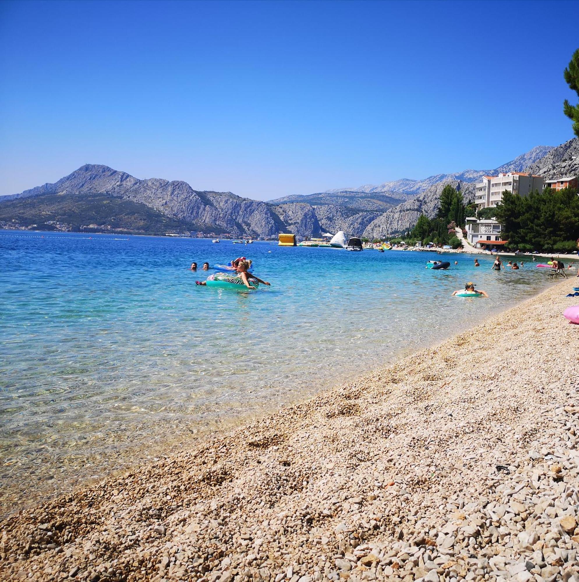 Vila Jadran Omis Bagian luar foto